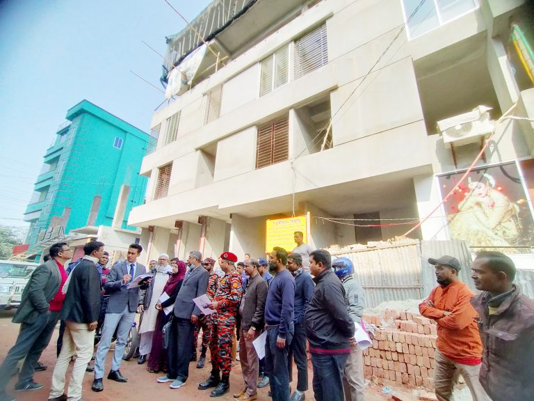 যশোরে অনুমোদনহীন ১১ বহুতল ভবন