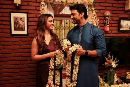রুক্মিণীকে ভুলে কৌশানিকে বিয়ে করছেন দেব? 26 minutes ago Jugantor রুক্মিণীকে ভুলে কৌশানিকে বিয়ে করছেন দেব?