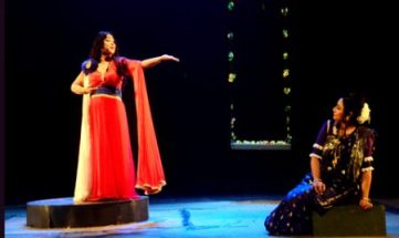 ‘প্রার্থিনী’তে মুগ্ধ দর্শক