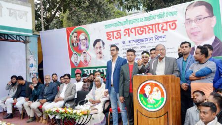 বিএনপির দেশ বাঁচানোর জন্য আন্দোলন করছে