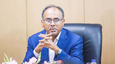 বাণিজ্য-ভিত্তিক অর্থ পাচারের কথা স্বীকার করেছেন গভর্নর