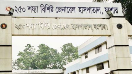 যশোর করোনারি কেয়ারের লিফট অকেজো একবছর