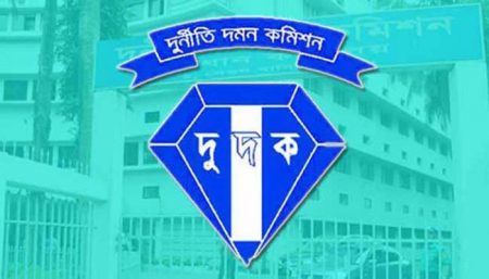 যশোর দুদকের মামলায় নড়াইলের তহশিলদারের ৮৪ বছরের কারাদণ্ড
