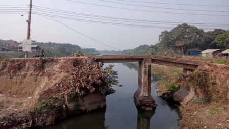 জমি জটিলতা ব্রিজ নির্মাণে বাধা