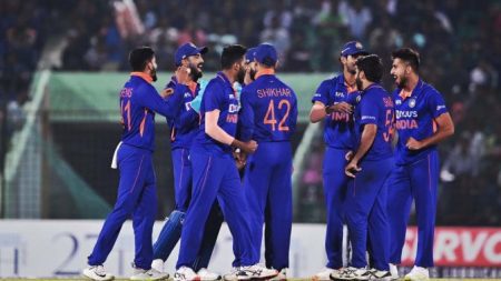 নিউজিল্যান্ডকে হোয়াইটওয়াশ করে ওয়ানডে র‍্যাংকিংয়ে শীর্ষে ভারত