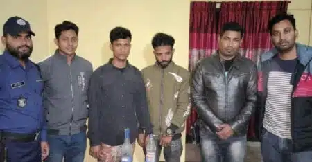 শার্শায় বিদেশি মদসহ দুই মাদক ব্যবসায়ী গ্রেফতার