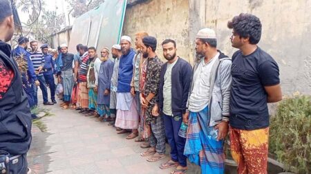 বেনাপোলে ২৩ জামায়াত নেতা কর্মী আটক : ৫টি ককটেল উদ্ধার