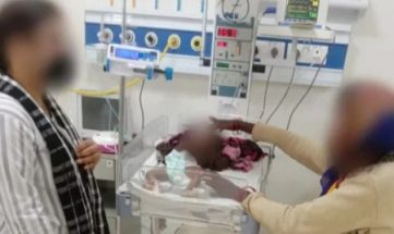 তিন মাসের শিশুর শরীরে ৫১ বার গরম রডের ছ্যাঁকা!