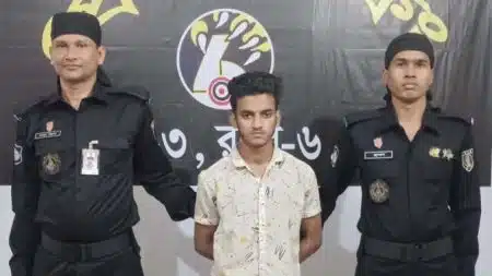 যশোরে র‍্যাবের অভিযানে অস্ত্র গুলি উদ্ধার, আটক ১