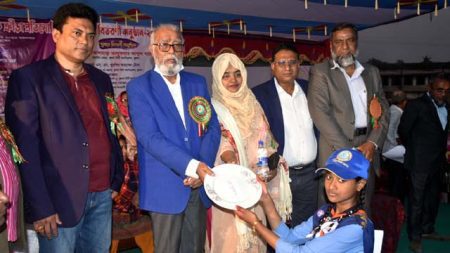 নতুন প্রজন্মকে উপযুক্ত শিক্ষায় শিক্ষিত করতে হবে : সিটি মেয়র