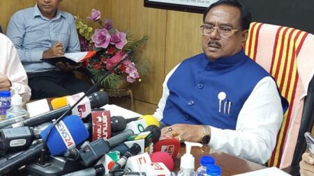 ১৫ টাকা দরে চাল পাবে ৫০ লাখ লোক: খাদ্যমন্ত্রী