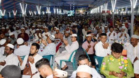 বুধবার যশোর বিএনপি'র ইফতার মাহফলি অনুষ্ঠিত হয়