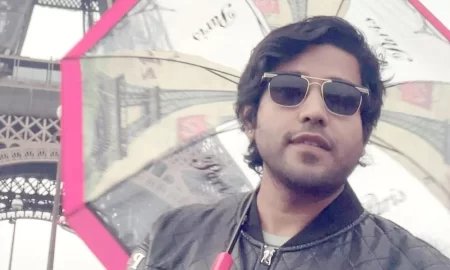 আরাভ খান এখন কোথায়?