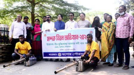 যশোর পৌর মেয়রের মশা নিধন অভিযান উদ্বোধন