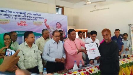 ৩০টি পরিবারকে ঘর হস্তান্তরের মাধ্যমে শার্শা উপজেলাকে ভূমিহীন ও গৃহহীন মুক্ত ঘোষণা