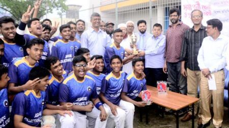 জাতীয় স্কুল ক্রিকেট প্রতিযোগিতার যশোর জেলা পর্যায়ের চ্যাম্পিয়ন হয়েছে কালেক্টরেট স্কুল