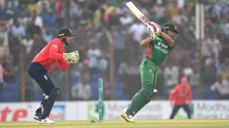 ফিফটি করেছেন নাজমুল হোসেন শান্ত। ছবি: ক্রিকইনফো