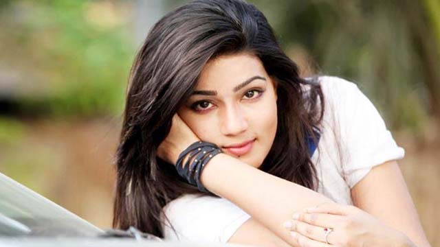 নির্বাচনে অংশ নিতে আর কোনও বাধা নেই মাহিয়া মাহির নির্বাচনে অংশ নিতে আর কোনও বাধা নেই মাহিয়া মাহির