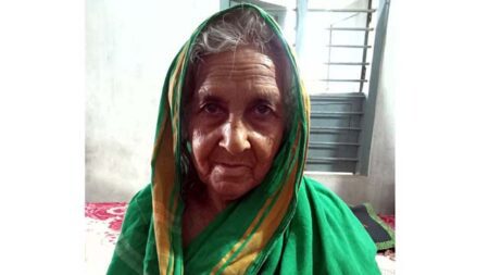 হরিণাকুন্ডুতে প্রতিবন্ধি নাতির হাতে দাদির মৃত্যু