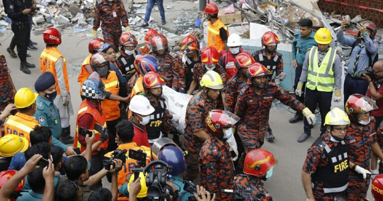 রাজধানীর ভবনগুলো যেন “টাইম বোমা” ঢাকার ভবনগুলো যেন "টাইম বোমা”
