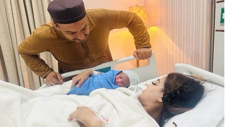 রাজপুত্রের ছবি প্রকাশ করে যা বললেন মাহি রাজপুত্রের ছবি প্রকাশ করে যা বললেন মাহি