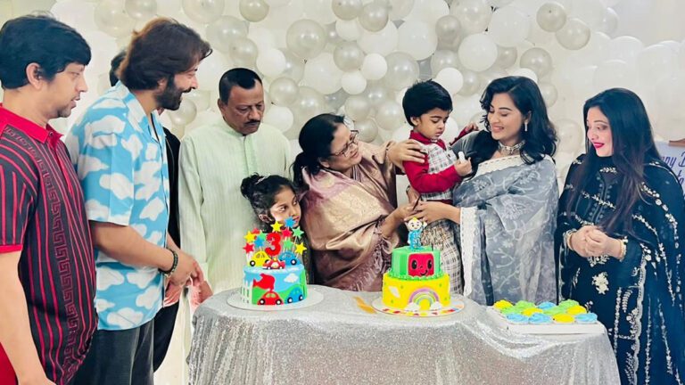 ছেলের জন্মদিনেও দূরত্ব বজায় রাখলেন শাকিব-বুবলী ছেলের জন্মদিনেও দূরত্ব বজায় রাখলেন শাকিব-বুবলী