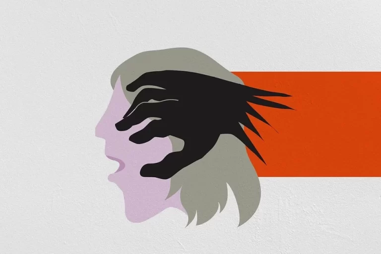 বিশ্ববিদ্যালয় শিক্ষার্থীর ছবি-ভিডিও ফেসবুকে ছড়িয়ে প্রতারণা, সাবেক স্বামী গ্রেপ্তার