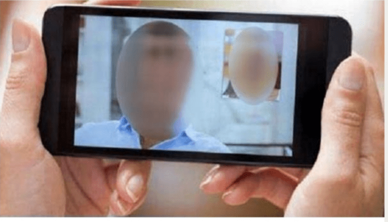 স্ত্রীকে ভিডিও কলে রেখে স্বামীর বিষপান স্ত্রীকে ভিডিও কলে রেখে স্বামীর বিষপান