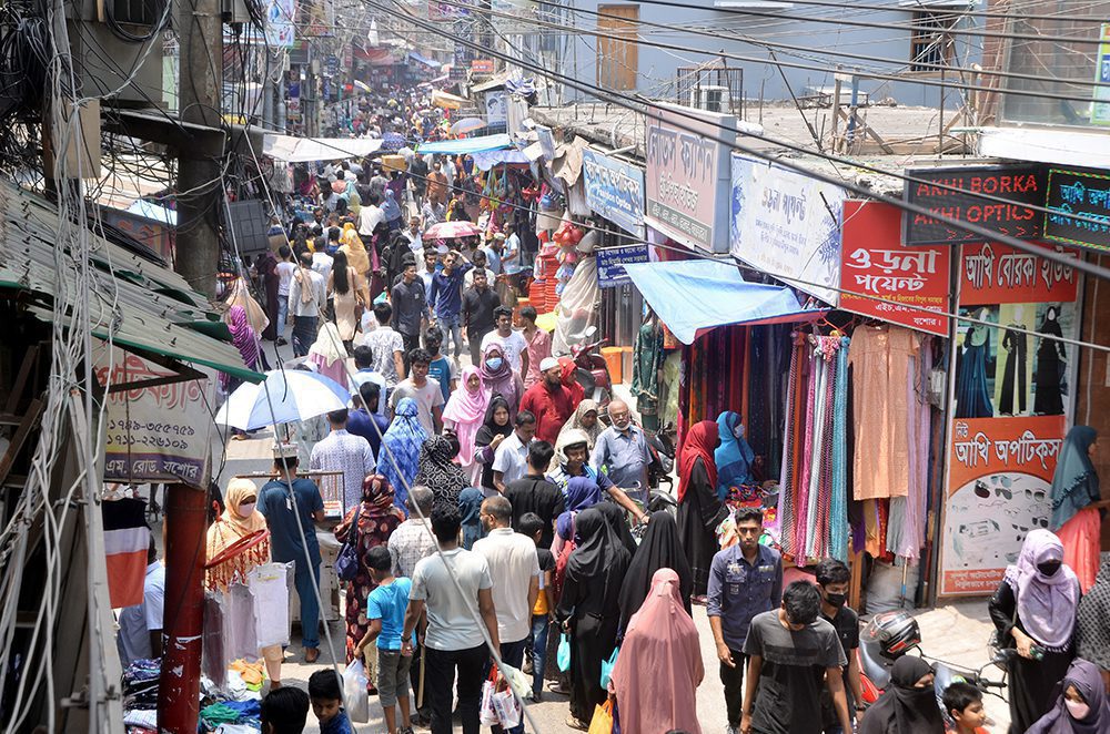 দাবদাহে হাঁসফাঁস