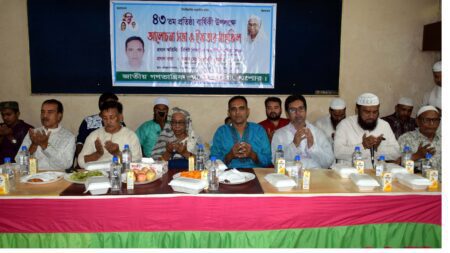 তীব্র আন্দোলনের মাধ্যমে এই সরকারের পতন ঘটাতে হবে