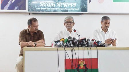 বিরোধী নেতাদের সাজা দিয়ে আটকে রাখার প্রক্রিয়া শুরু করেছে সরকার : মির্জা ফখরুল
