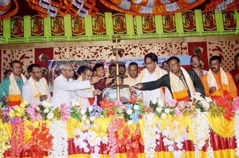 যশোরে শ্রী শ্রী তারকব্রক্ষ মহানামযজ্ঞানুষ্ঠান শুরু
