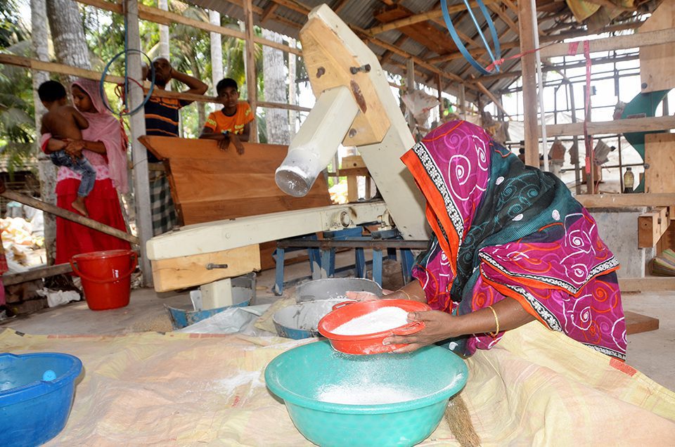 ঢেঁকিও এখন ডিজিটাল