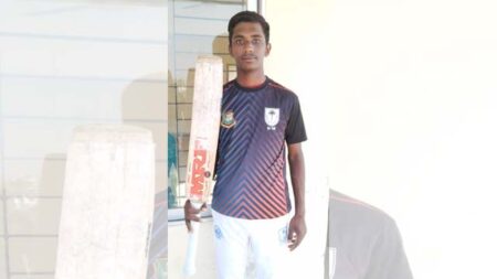 ক্রিকেটার আজিজুল হাকিম তামিম