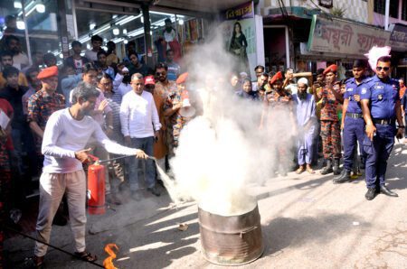 যশোরে মার্কেটগুলো ‘অগ্নিঝুঁকিতে