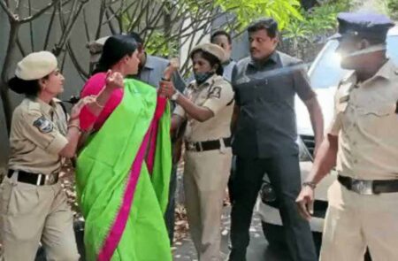 পুলিশকে চড় মেরে বিপাকে মুখ্যমন্ত্রীর বোন, যেতে হচ্ছে জেলে
