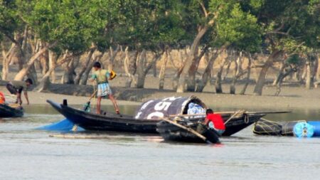 কাল থেকে সাগর-সুন্দরবনে মাছ ধরা নিষিদ্ধ