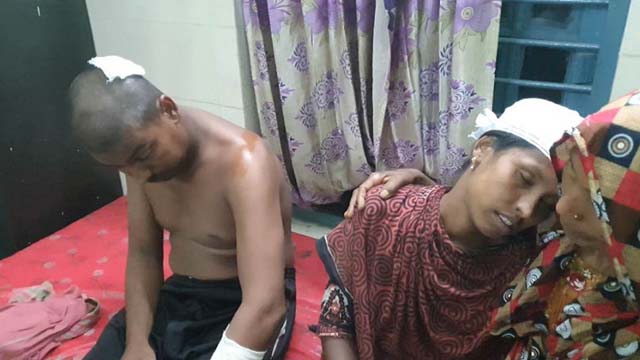 কালীগঞ্জে জুয়াড়ি চাচার দায়ের কোপে স্বামী-স্ত্রী জখম