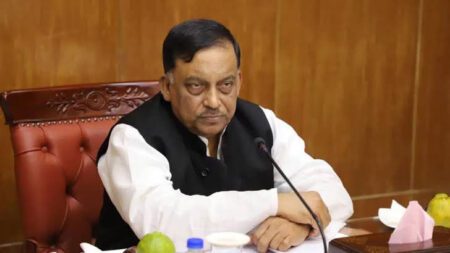 ভোট সুষ্ঠু করতে রাজনৈতিক কর্মসূচির অনুমতি না দেওয়ার নির্দেশনা