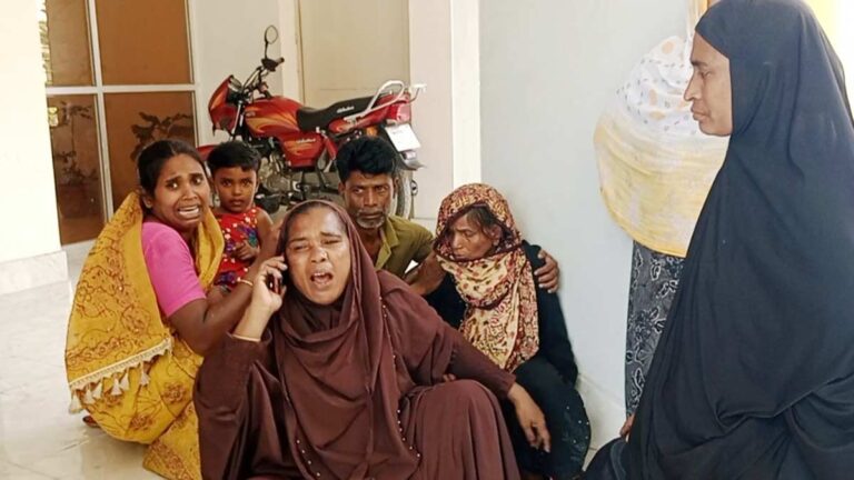 একই পরিবারের ৪ জনের মৃত্যুতে এলাঙ্গী গ্রামে শোকের মাতম 
