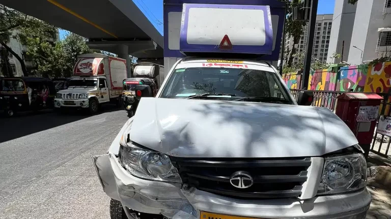 ট্রাকের সঙ্গে ব্যক্তিগত গাড়ির মুখোমুখি সংঘর্ষ, আহত ‘বিগ বস’জয়ী রুবিনা