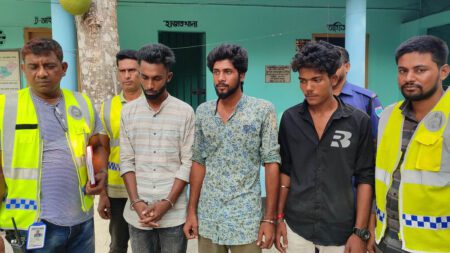 নিখোঁজ ৩ মাদরাসাছাত্রী ঢাকা থেকে উদ্ধার, গ্রেপ্তার ৩