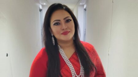 যেসব কারণে সংসদে যাওয়া হলো না মমতাজের