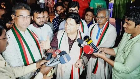 বিদেশিরা নিজেদের এ দেশের সম্রাট মনে করেন : পররাষ্ট্রমন্ত্রী