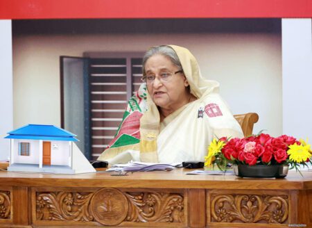 খালেদা জিয়া আমাদের আঘাত দিতে মিথ্যা জন্মদিন পালন করতেন