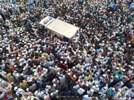 ছেলের পাশে সাঈদীর দাফন সম্পন্ন