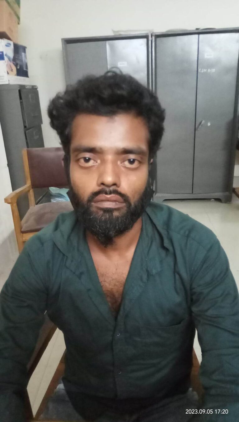 যশোরে জসিম উদ্দিন হত্যাকাণ্ডের পরিকল্পনাকারী ইব্রাহিম গ্রেপ্তার যশোরে জসিম উদ্দিন হত্যাকাণ্ডের পরিকল্পনাকারী ইব্রাহিম গ্রেপ্তার