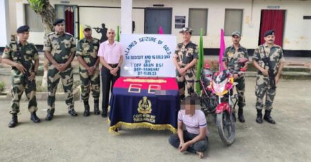 বাংলাদেশ থেকে ভারতে পাচারকালে ২৩ কেজি সোনা উদ্ধার