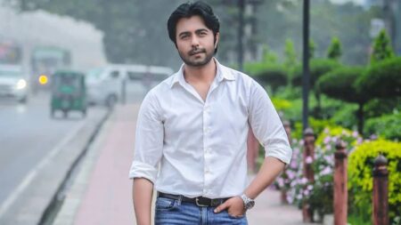 এবার কলকাতার সিনেমায় দেখা যাবে অপূর্বকে