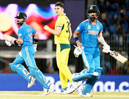 জীবন পাওয়া কোহলির দুর্দান্ত ব্যাটিংয়ে অস্ট্রেলিয়াকে উড়িয়ে দিল ভারত